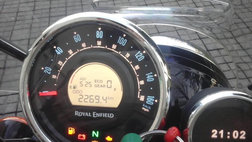 Royal Enfield Meteor 350 (2021 - 26) (4)