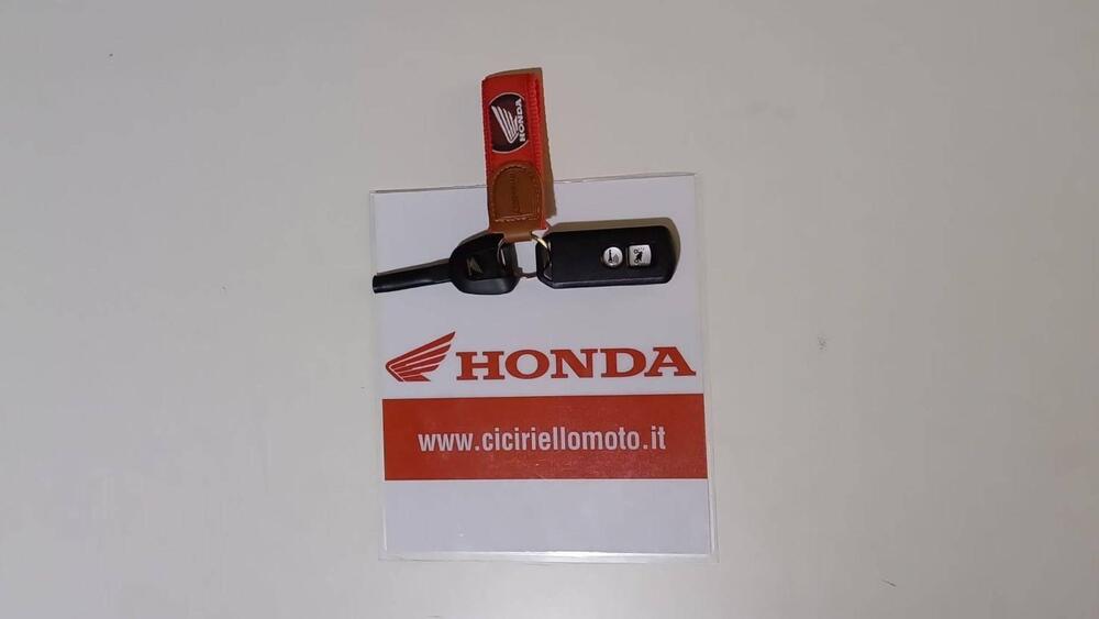 Honda Forza 750 DCT (2021 - 24) (4)