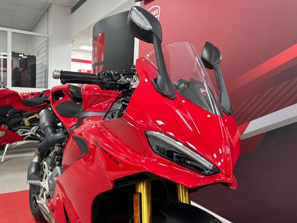 Ducati Panigale V2 S (2025 - 26) (2)