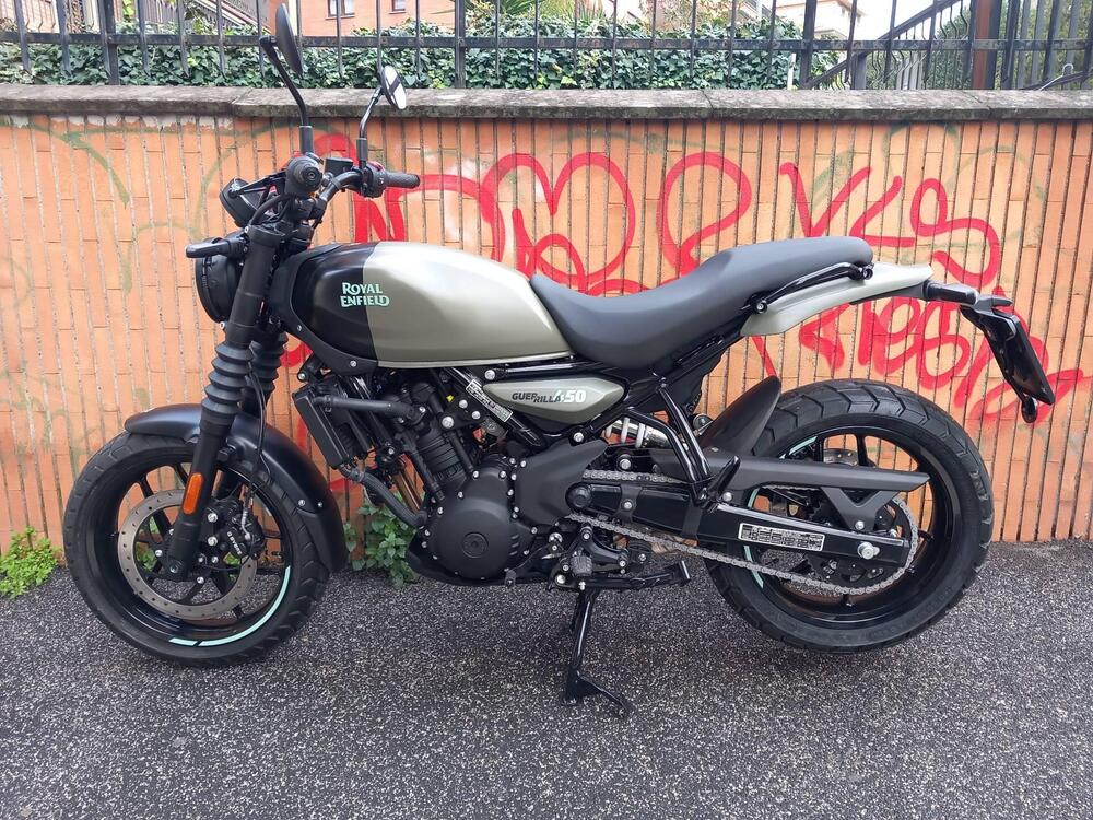 Royal Enfield Guerrilla 450 (2024 - 26) (4)