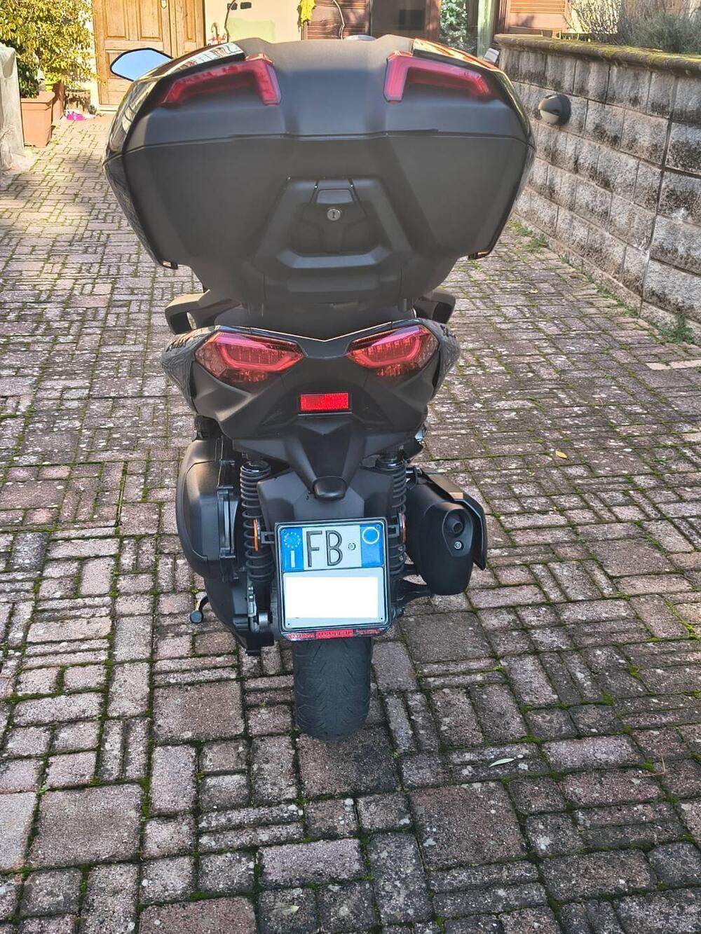 Yamaha X-Max 300 Tech Max (2021 - 24) (3)