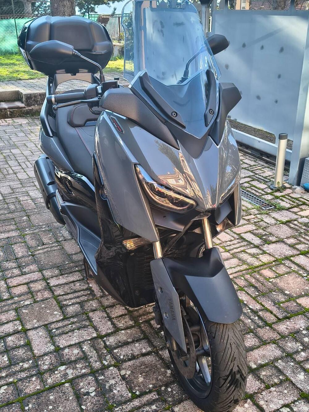 Yamaha X-Max 300 Tech Max (2021 - 24) (4)