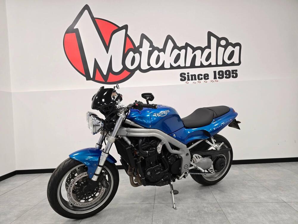Triumph SPEED TRIPLE 955 (3)