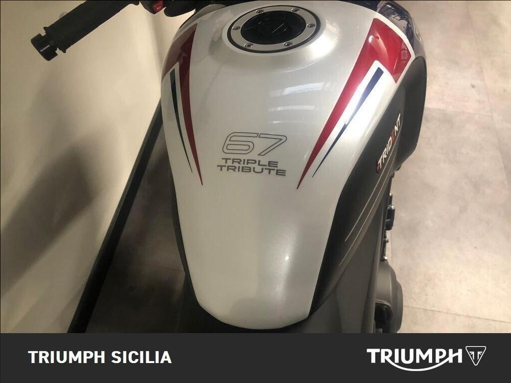 Triumph Trident 660 Triple Tribute Edition (2024) (12)