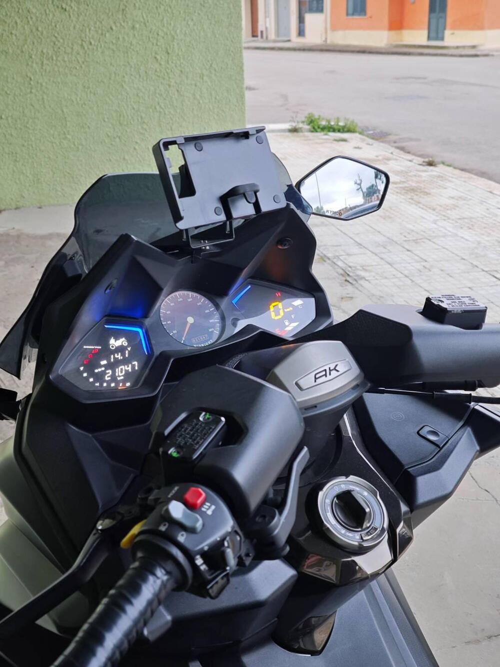 Kymco AK 550 (2017 - 19) (2)