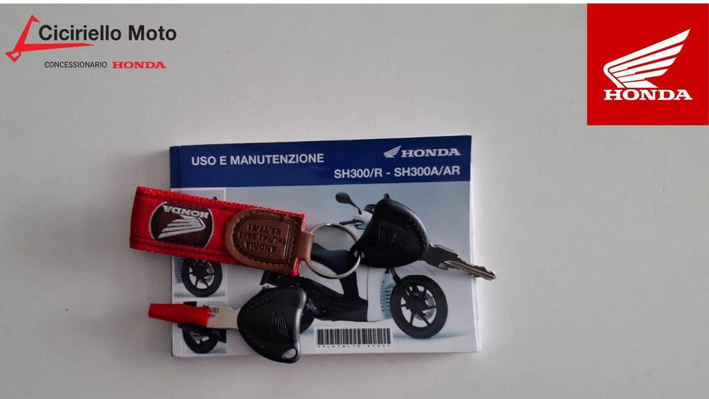 Honda SH 300 i Sporty/Special (2013 - 14) (3)