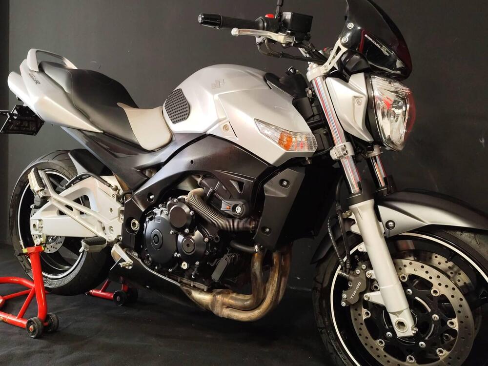 Suzuki GSR 600 (2006 - 11) (9)