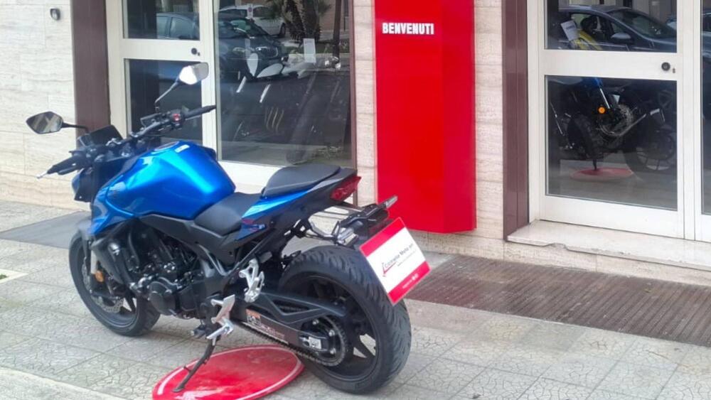 Honda CB 750 Hornet (2025) (7)