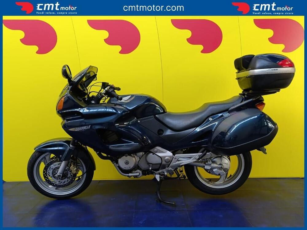 Honda Deauville 650 (1998 - 01) (3)