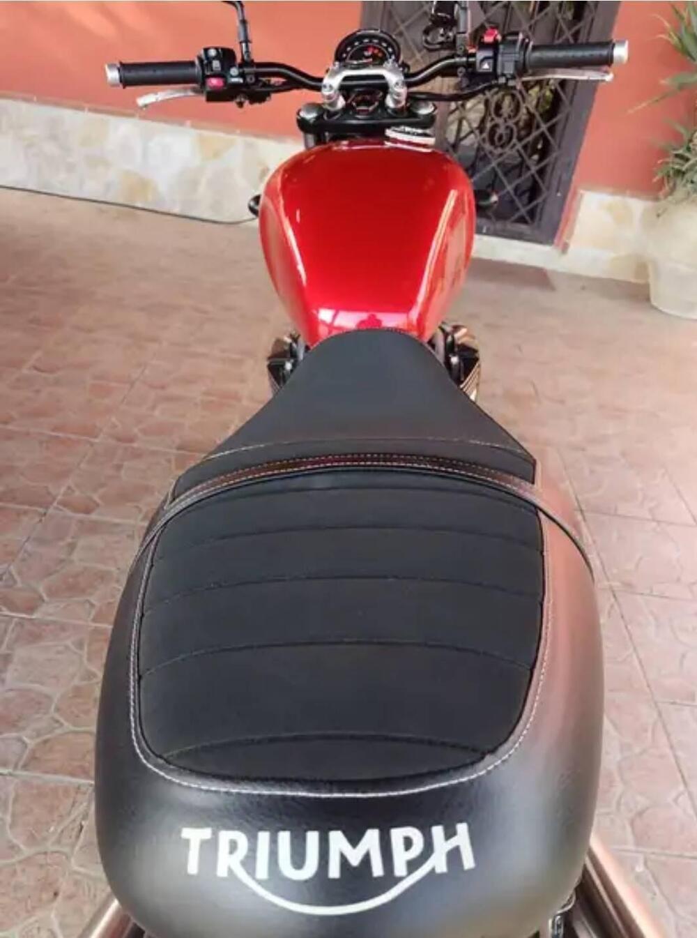 Triumph Street Twin 900 (2019 - 20) (4)