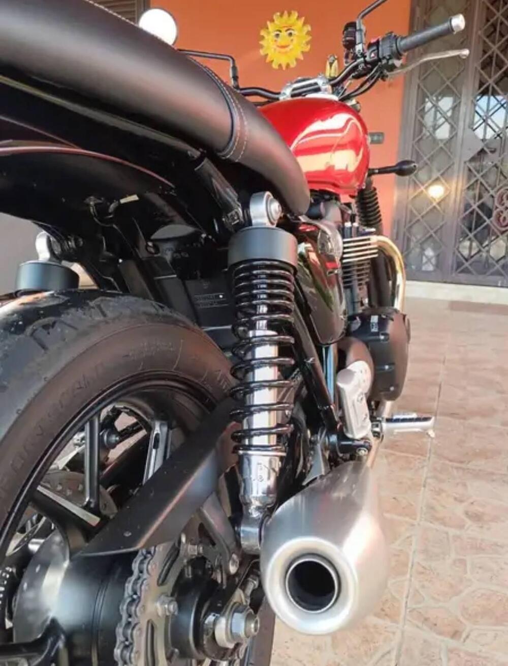 Triumph Street Twin 900 (2019 - 20) (5)