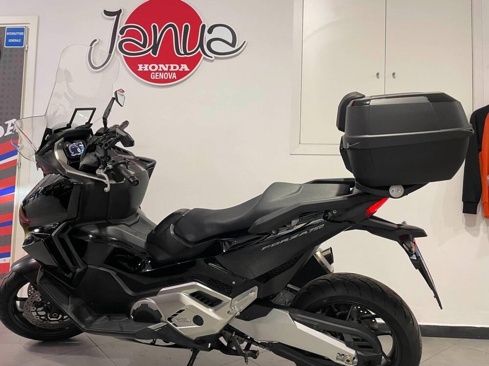 Honda Forza 750 DCT (2021 - 24) (8)