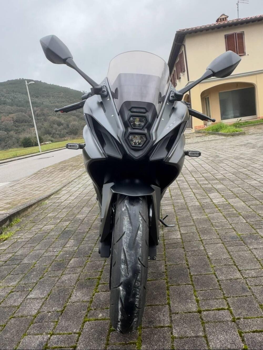 Suzuki GSX-8R (2024 - 26) (5)