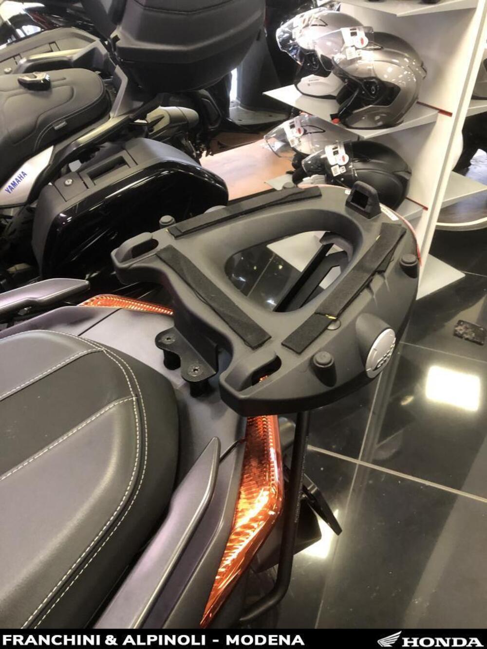 Yamaha X-Max 400 ABS (2017 - 20) (8)