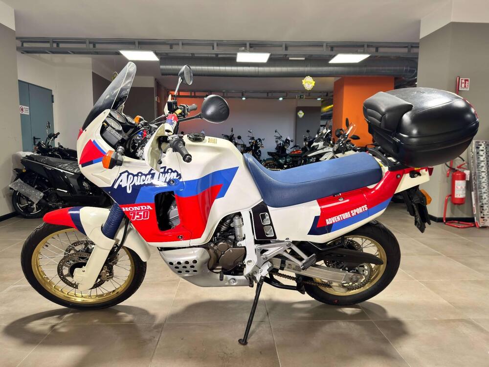 Honda Africa Twin XRV 750 (1996 - 02) (4)
