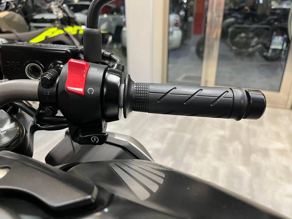 Honda CB 650 R (2021 - 23) (10)