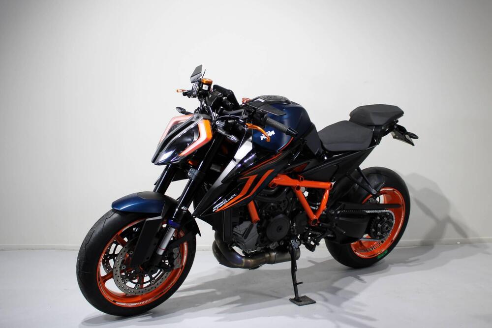 KTM 1290 Super Duke R (2022 - 23) (3)