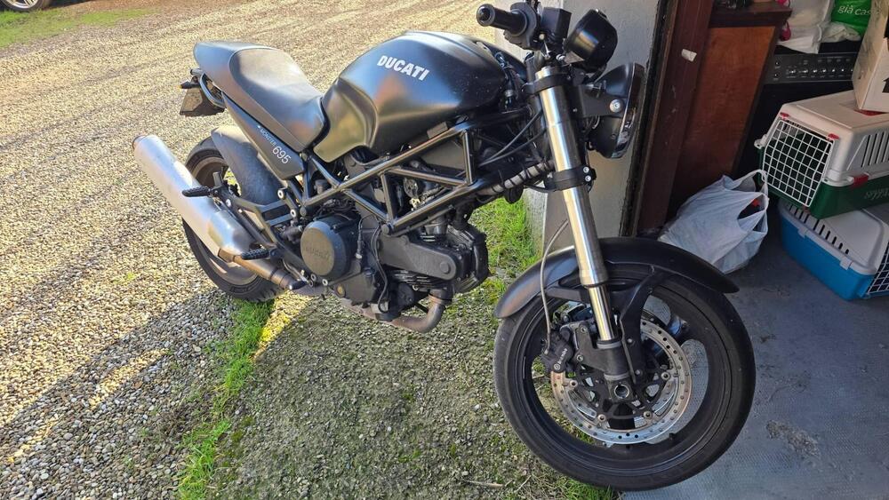 Ducati Monster 695 (2006 - 08) (2)