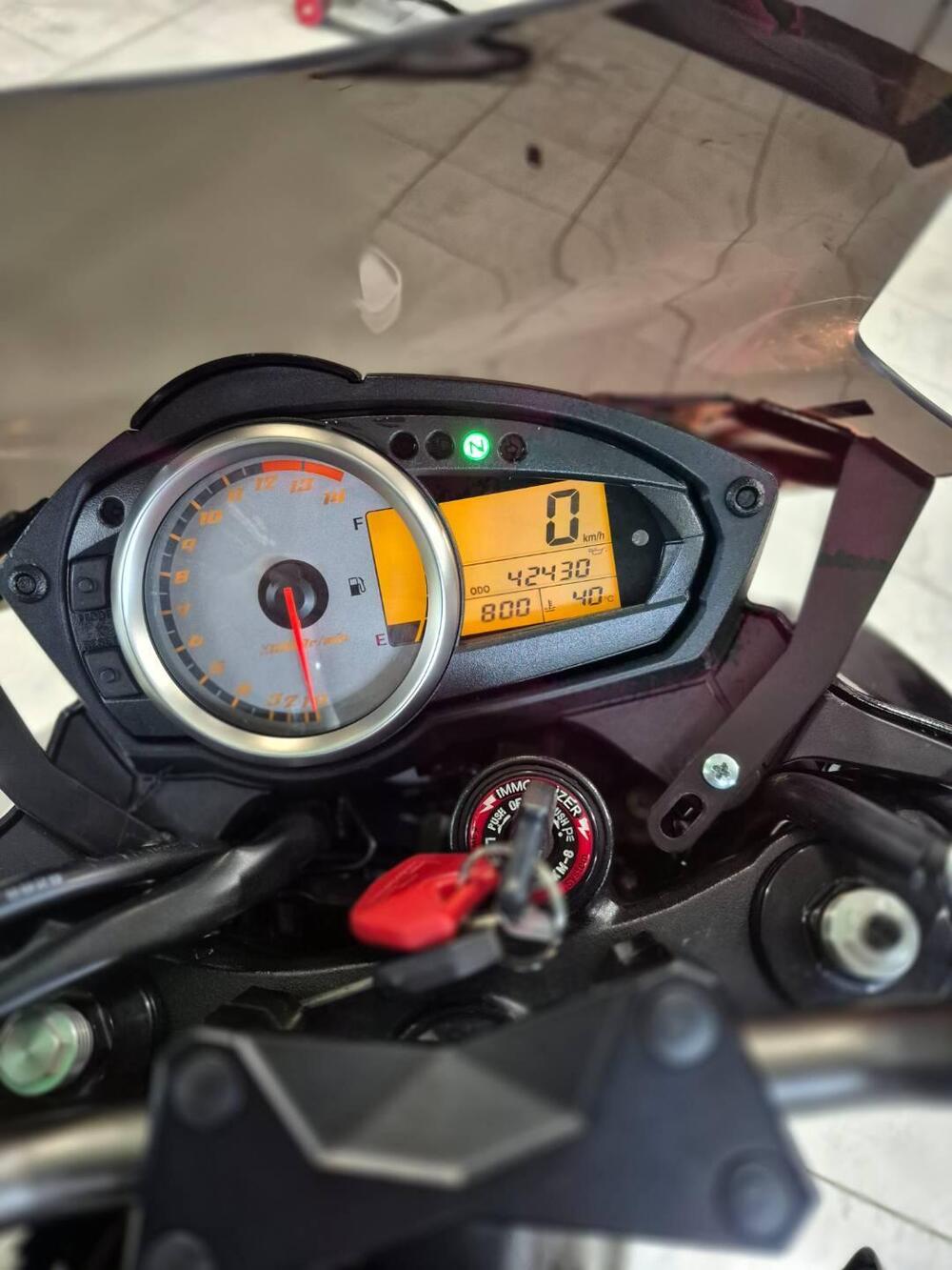 Kawasaki Z 750 (2007 - 14) (10)