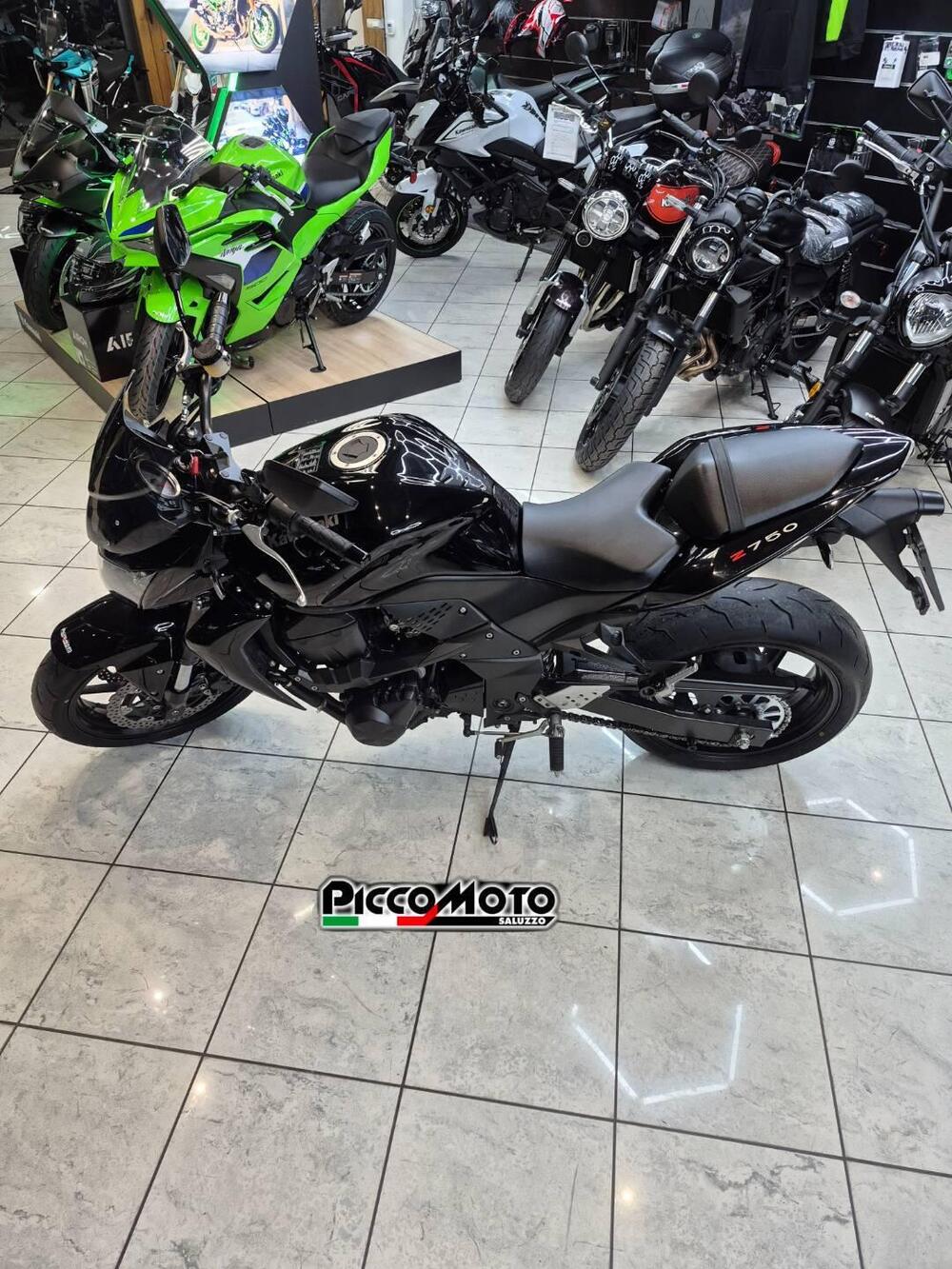 Kawasaki Z 750 (2007 - 14) (6)