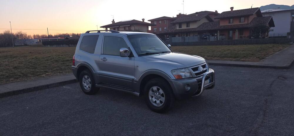 Mitsubishi Pajero usata a Pordenone (2)