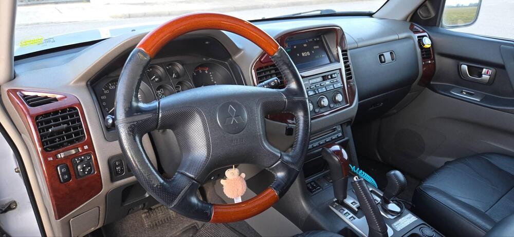 Mitsubishi Pajero usata a Pordenone (3)