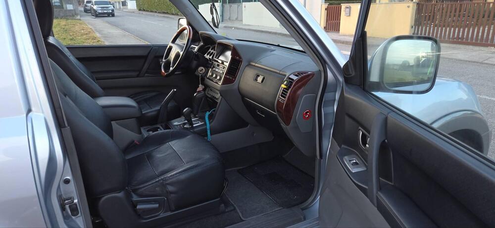 Mitsubishi Pajero usata a Pordenone (7)