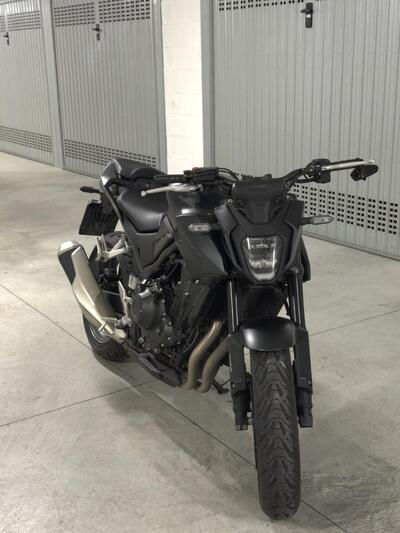 Honda CB 500 Hornet (2024 - 25) usata