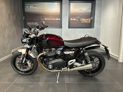 Triumph Speed Twin 1200 Stealth Edition (2024) usata