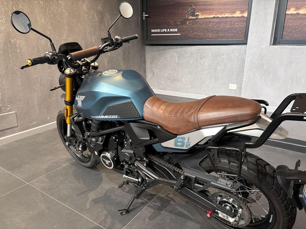 Moto Morini SEIEMMEZZO SCR (2022 - 26) (5)