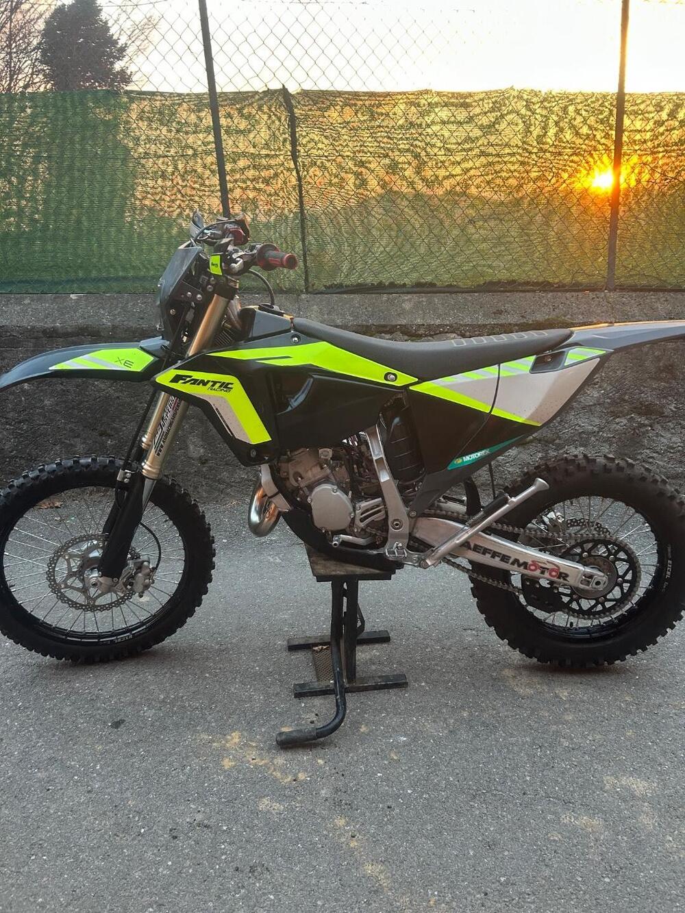 Fantic Motor XE 125 Black Edition (2024)