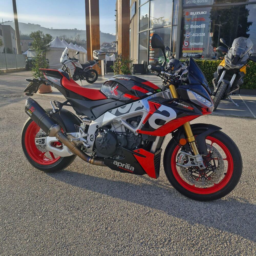 Aprilia Tuono V4 Factory (2021 - 24) (9)