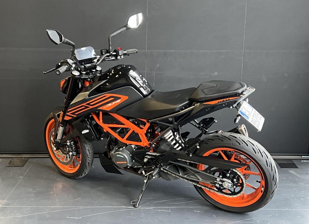 KTM 125 Duke (2021 - 23) (6)