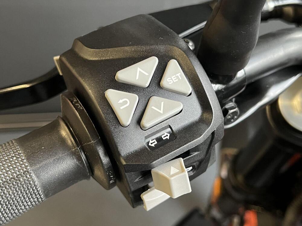 KTM 125 Duke (2021 - 23) (10)