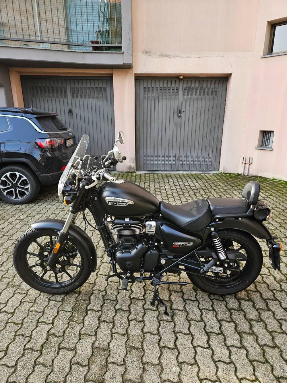 Royal Enfield Meteor 350 (2021 - 26)