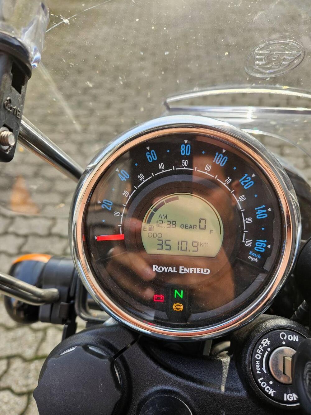 Royal Enfield Meteor 350 (2021 - 26) (2)