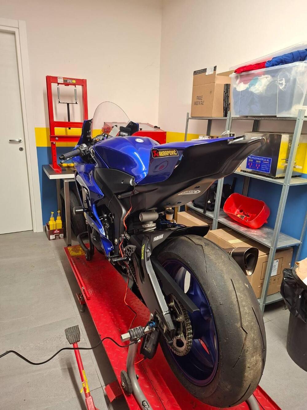 Yamaha YZF R6 Race (2021) (2)