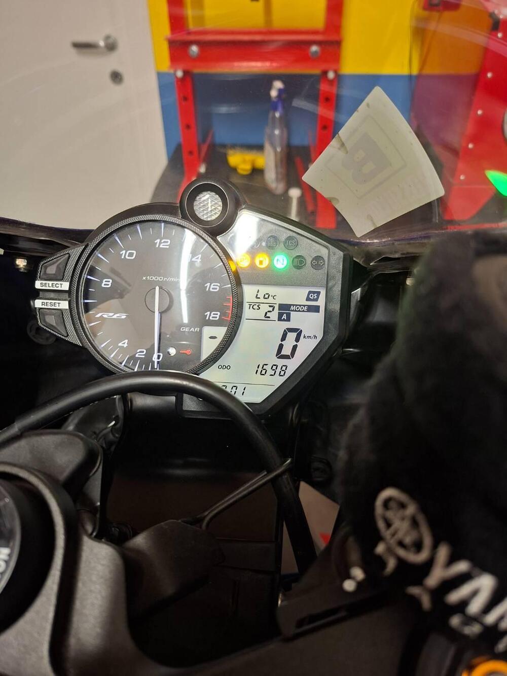 Yamaha YZF R6 Race (2021) (3)