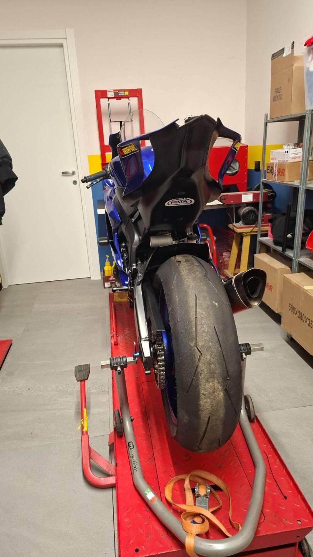 Yamaha YZF R6 Race (2021) (8)