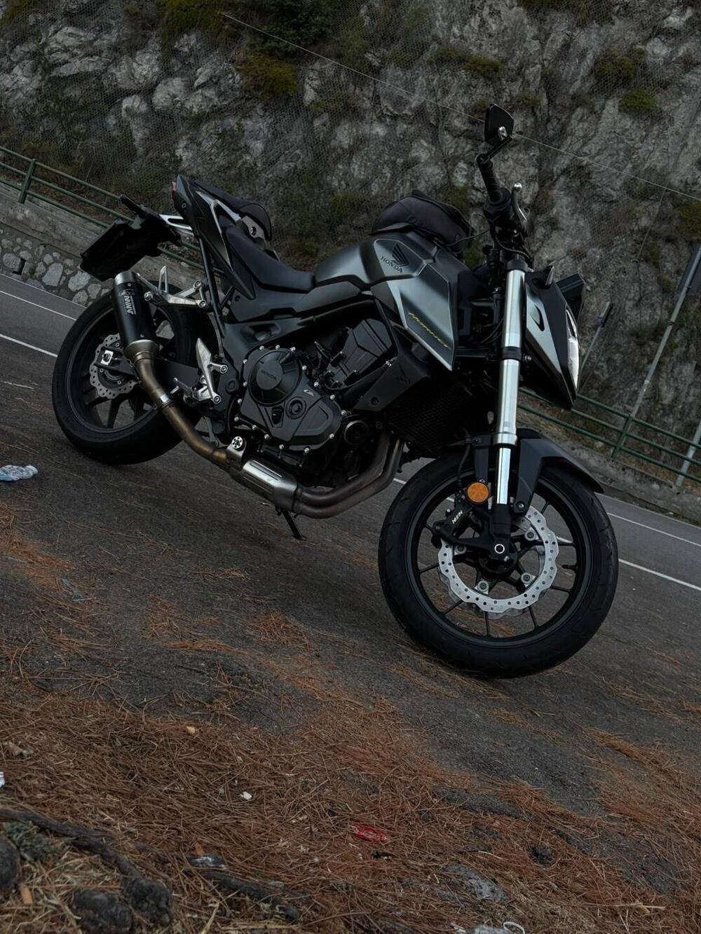 Honda CB 750 Hornet (2023 - 24)