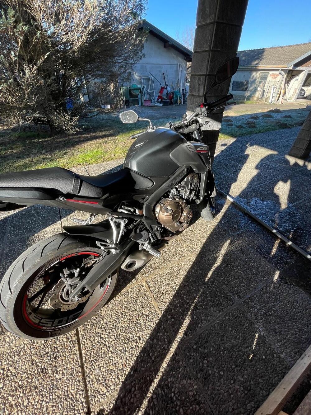 Honda CB 650 F (2017 - 18) (2)