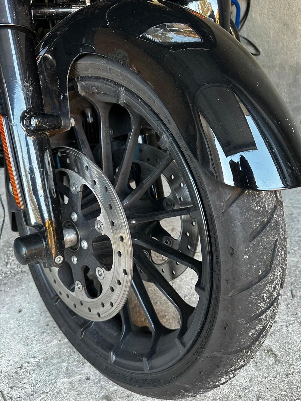 Harley-Davidson 114 Road Glide Special (2019 - 20) - FLTRXS (14)