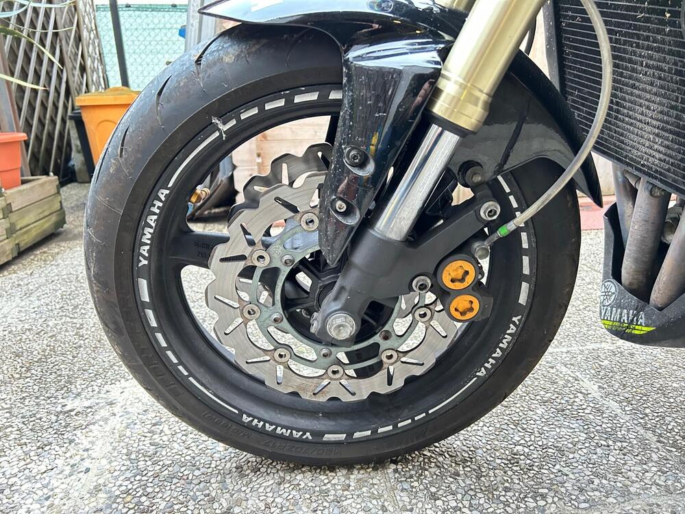 Yamaha YZF R1 (2002 - 03) (3)