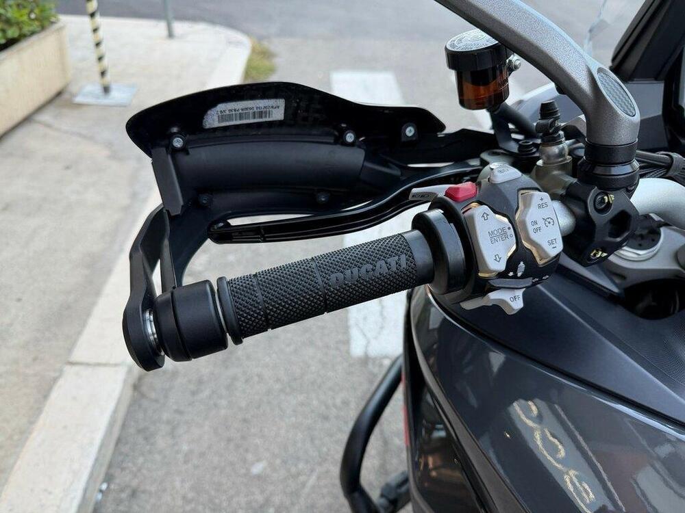 Ducati Multistrada V2 S (2022 - 24) (12)