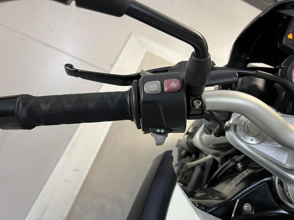 Bmw F 800 R (2009 - 11) (6)