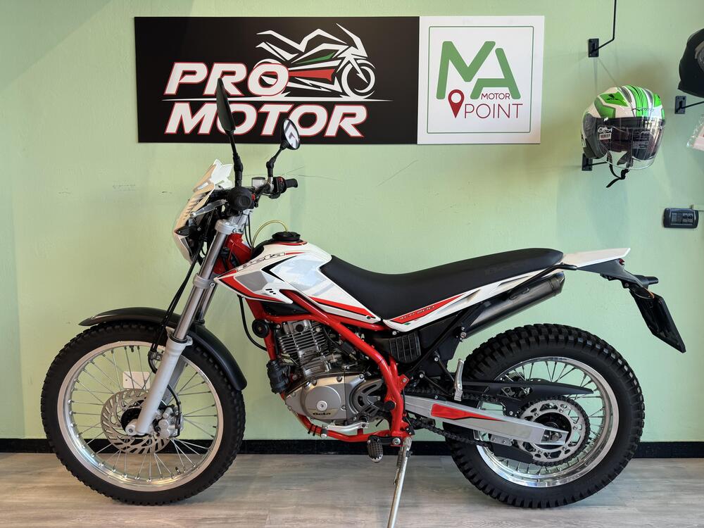 Betamotor Alp 200 (2021 - 25) (2)