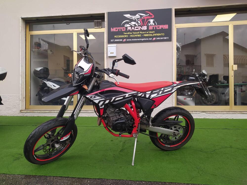 Betamotor RR 125 4T Motard LC (2021 - 23) (6)