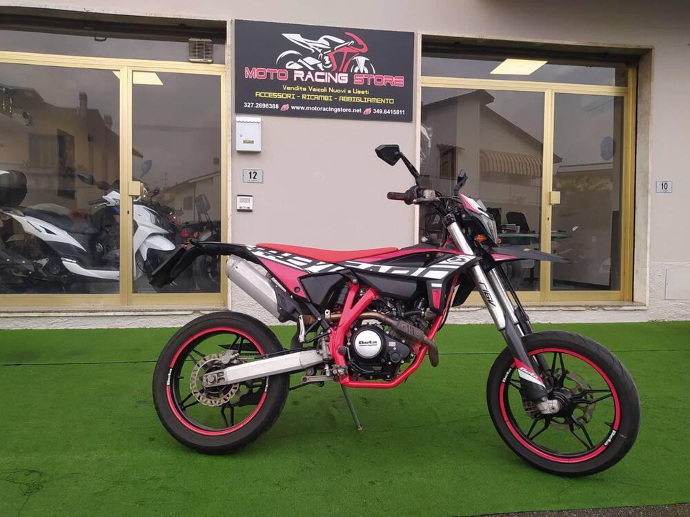 Betamotor RR 125 4T Motard LC (2021 - 23) (3)