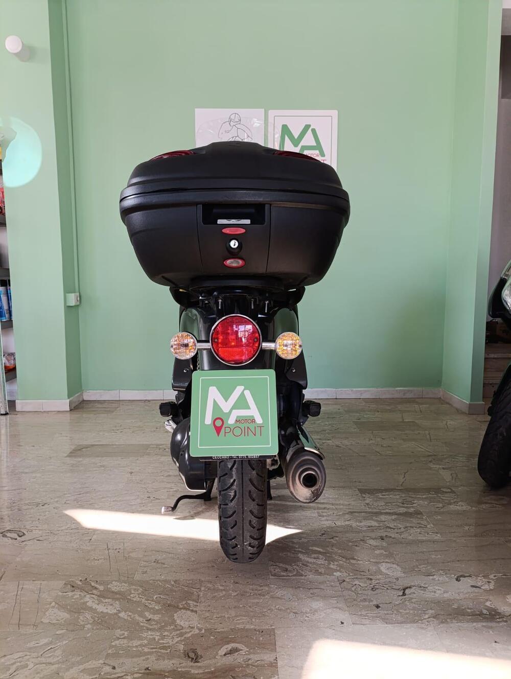 Aprilia Scarabeo 250 GT (2004 - 07) (4)