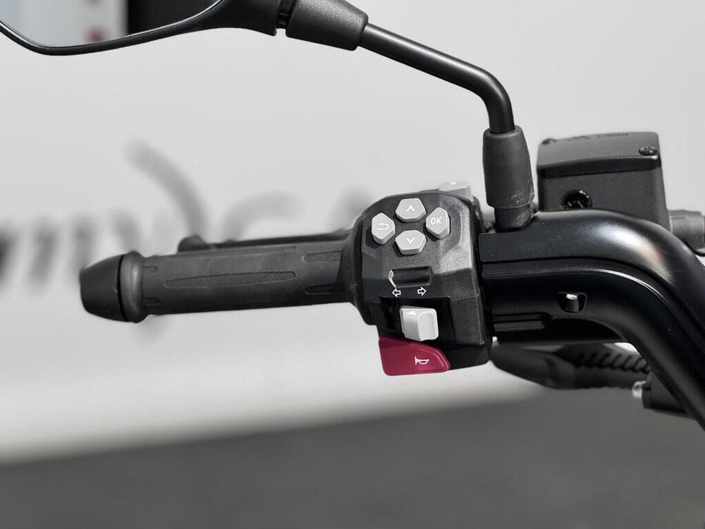 Bmw CE 02 AM (2024 - 26) (8)